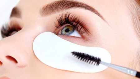 How to dye eyelashes at home?