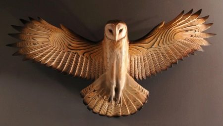 How to carve an owl from a tree?