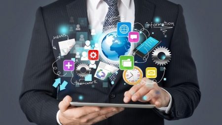 Who is a digital marketer and what does she do?