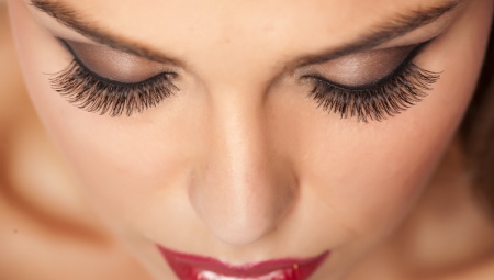 Jak dlouho drží falešné řasy?