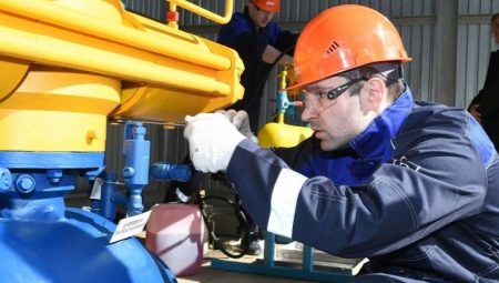 All about the profession pumping machine operator