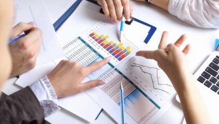 All About The Profession Leading Economist