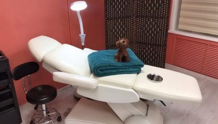 Choosing a eyelash extension couch