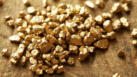 What is gold refining and how can it be made?