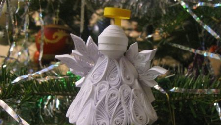 Making an angel in the style of quilling