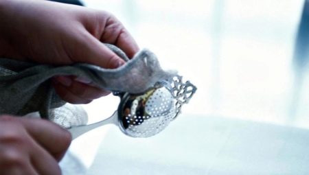 How to clean silver to shine?