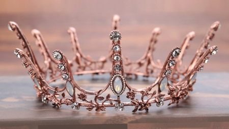 Jak si vyrobit korunu drátu vlastními rukama?