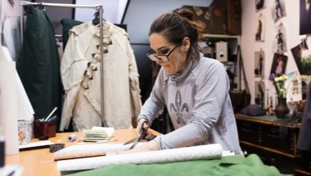 Who is a tailor and how does he differ from a seamstress?