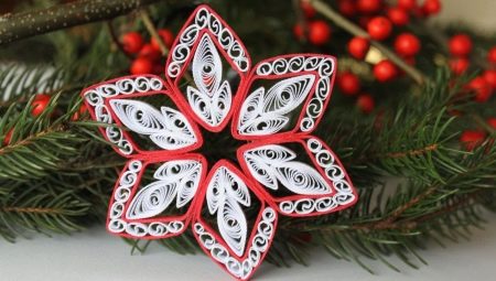 New Year quilling: original craft ideas