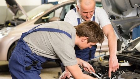 Features of the profession apprentice car mechanic