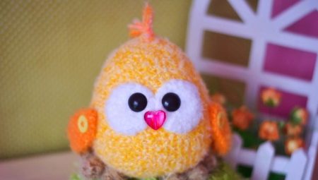 Crochet chicken amigurumi