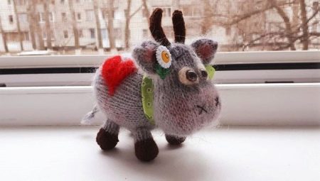 How to make a crochet cow using the amigurumi technique?