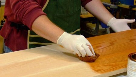 All about the Wood Painter Profession