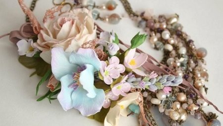 Tutto sui gioielli in foamiran