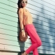 How to wear coral pants?