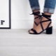 Low heeled sandals