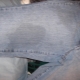 How to remove a greasy stain on jeans?