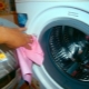How to clean a washing machine from dirt and smell?