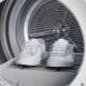How to wash sneakers in a washing machine?
