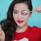 How to make facial massage with spoons?