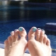 Turquoise pedicure: original ideas and design tips