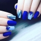 Nail design in blue and blue