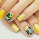 Manicure in pale yellow color.