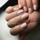 Features of a gentle summer manicure decor
