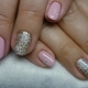 Options for pink glitter manicure