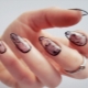 How to make an unusual effect of smoke on nails?