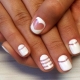 White shellac in the design of nails