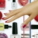 How long is shellac on nails and what does it depend on?