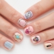 Choose a design for manicure for short nails