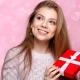 What to give a girl for 17 years?