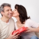 What to give to the husband for 50 years?