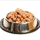 Wet cat food: components, brands, choice, feeding schedule