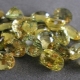 Yellow sapphires: what do they look like and who suits?