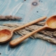 How to make a wooden spoon?