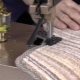 Overlock for the carpet: characteristics, pros and cons, choice