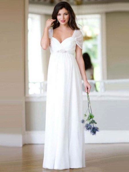 Simple elegant wedding dress