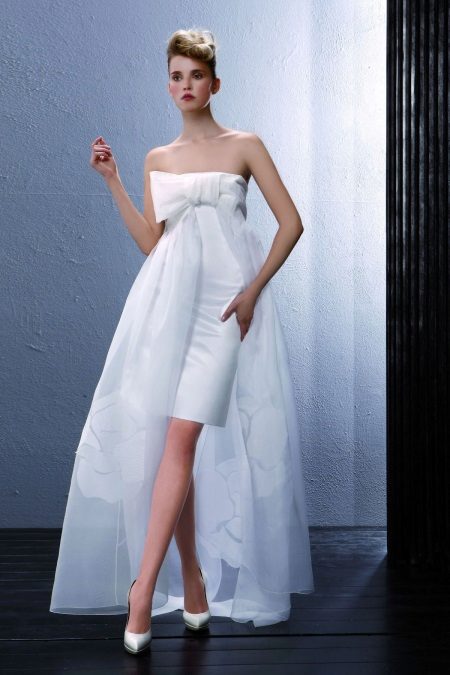 Wedding dress with a patch train