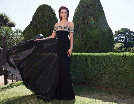 Evening dress by Tarik Ediz