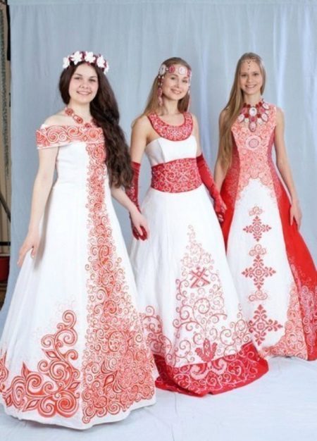Vestidos de noiva em forma de A com estilo russo