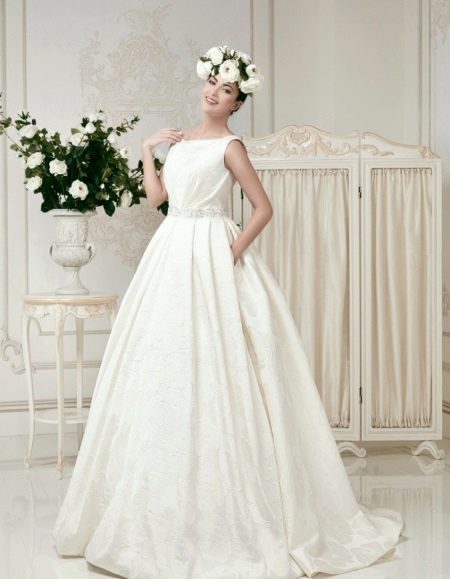 Crepe de Chine wedding dress with a train