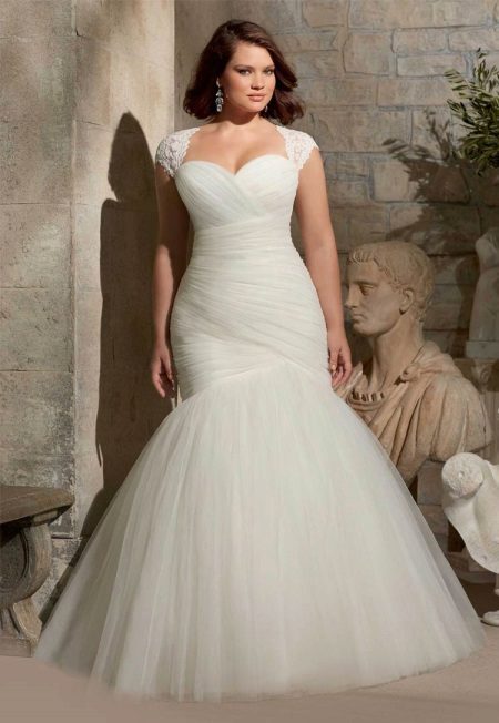 Mermaid style wedding dress for overweight