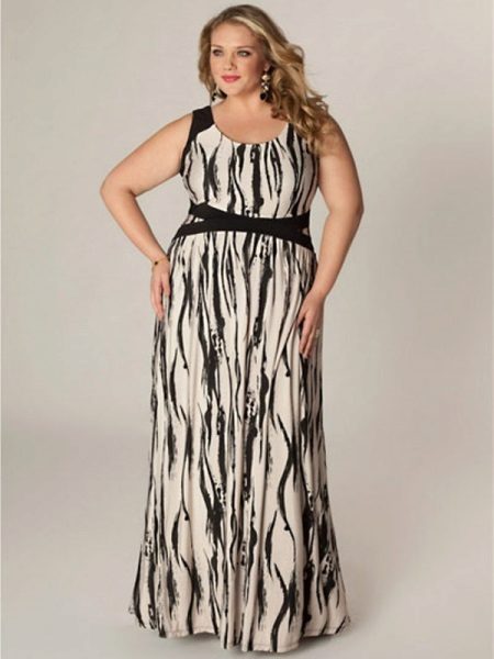 Letnia letnia wieczorowa sukienka dla pełnego