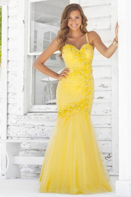 Yellow evening dress