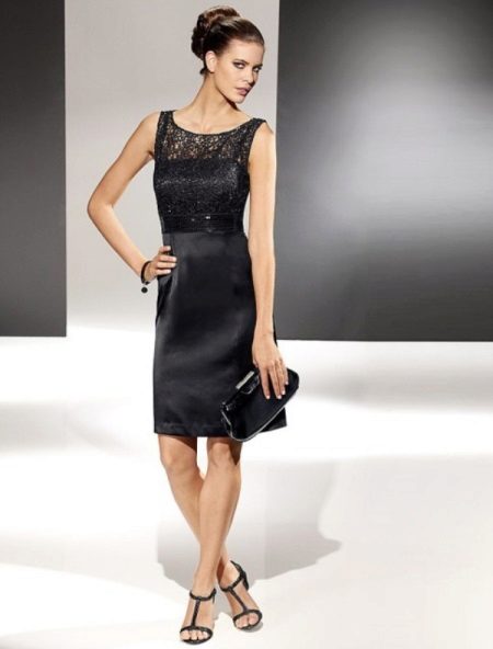 Inexpensive evening dress with lace
