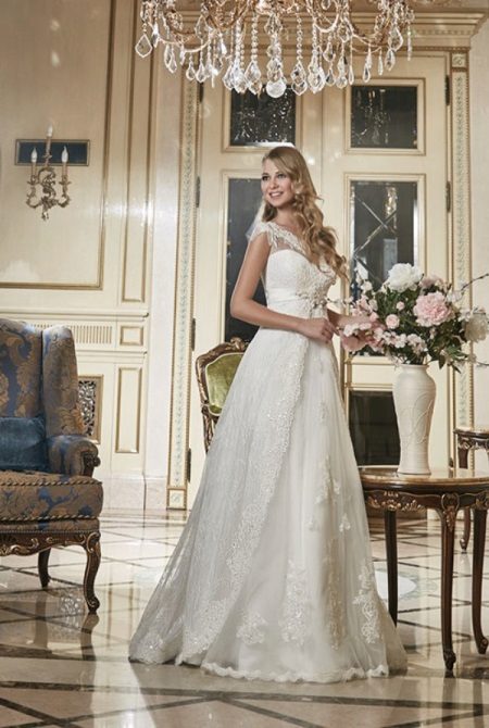 A-line Lace Wedding Dress