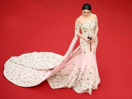 Evening dress with embroidery